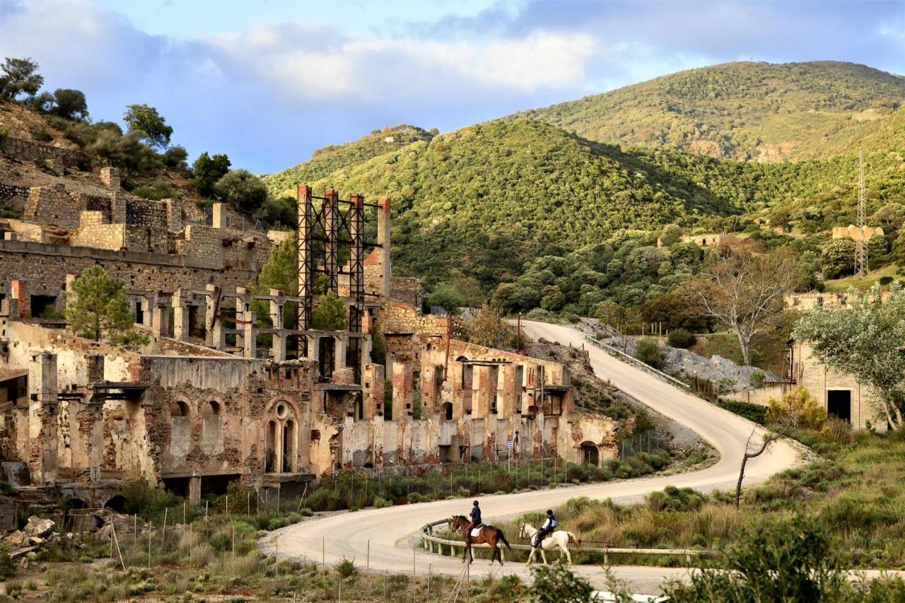 Appartamento In Casa Con Cortili Ad Arbus - Sardegna Екстер'єр фото