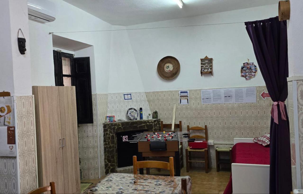 Appartamento In Casa Con Cortili Ad Arbus - Sardegna Екстер'єр фото